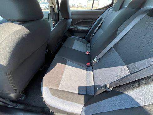 Used 2025 Nissan Versa SV FWD image 25