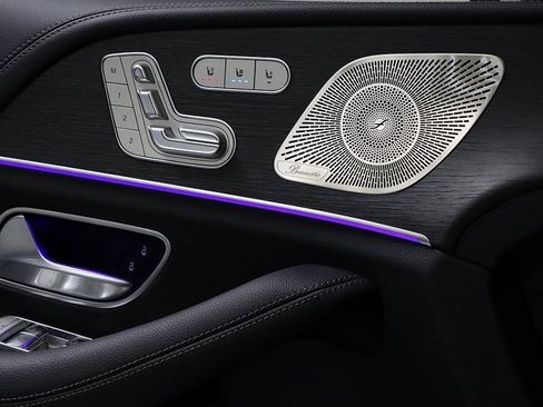 Certified 2025 Mercedes-Benz GLE 450 4MATIC image 21