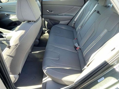 New 2026 Hyundai Elantra SEL Sport FWD image 30