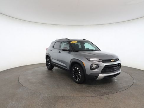 Used 2023 Chevrolet TrailBlazer LT image 28