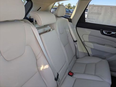 New 2026 Volvo XC60 T8 Ultra w/ Protection Package Premier image 13