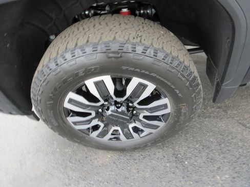 Certified 2026 GMC Sierra 2500 Denali Ultimate w/ Max Trailering Package AWD/4WD image 16