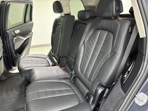 Used 2019 BMW X7 xDrive50i AWD/4WD image 2