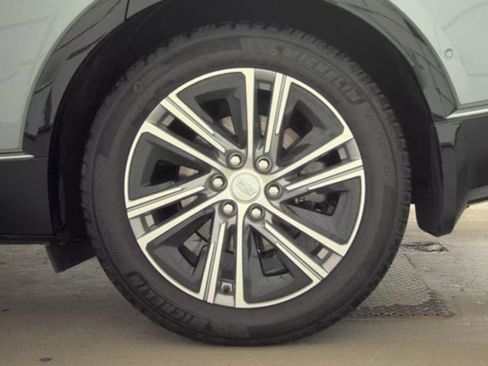 Used 2024 Cadillac Lyriq Luxury w/ LPO, Floor Liner Package image 21