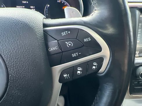 Used 2014 Jeep Grand Cherokee Summit AWD/4WD image 17