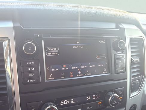 Used 2019 Nissan Titan PRO-4X w/ Pro-4x Convenience Package image 21