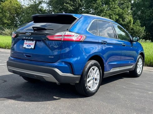 Certified 2022 Ford Edge SEL w/ Convenience Package AWD/4WD image 8