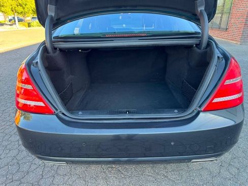 Used 2012 Mercedes-Benz S 550 4MATIC image 11