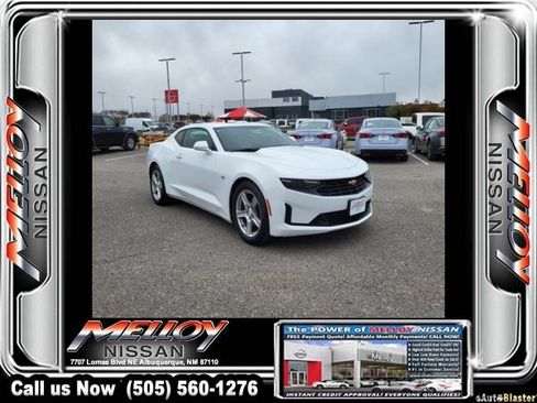 Used 2023 Chevrolet Camaro LT image 4