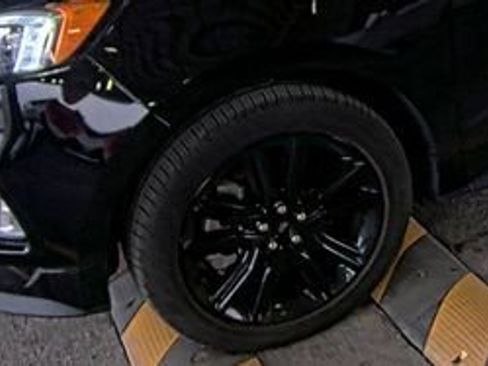 Used 2022 Ford Edge ST-Line image 7