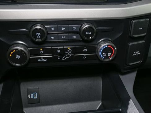 Used 2024 Ford F250 XLT AWD/4WD image 24