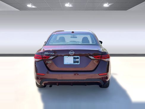 Used 2025 Nissan Sentra SV FWD image 10
