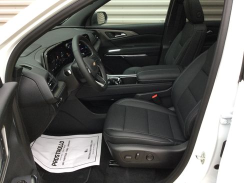 New 2027 Chevrolet Traverse LT w/ Sun and Wheel Package AWD/4WD image 7