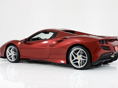 Certified 2023 Ferrari F8 Tributo RWD image 8