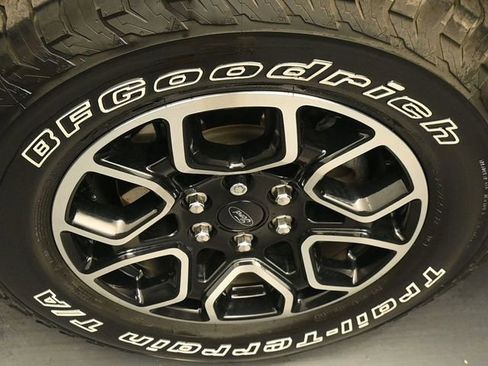 Certified 2021 Ford F150 XLT w/ Equipment Group 302A High image 15