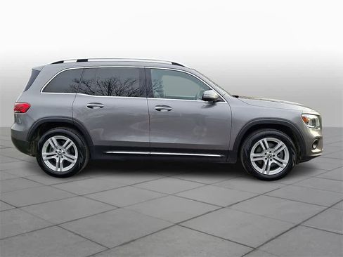 Used 2021 Mercedes-Benz GLB 250 4MATIC image 25