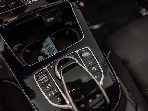 Used 2018 Mercedes-Benz E 63 AMG S image 30