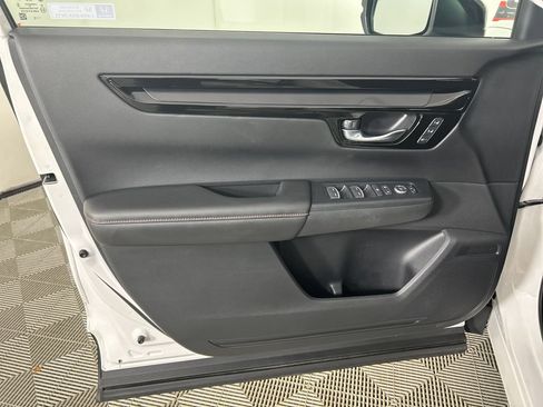 Used 2025 Honda CR-V Sport Touring image 10