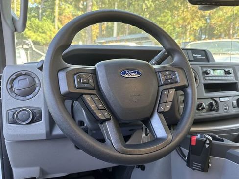 New 2026 Ford E-450 and Econoline 450 Super Duty w/ Power Equipment Group image 23