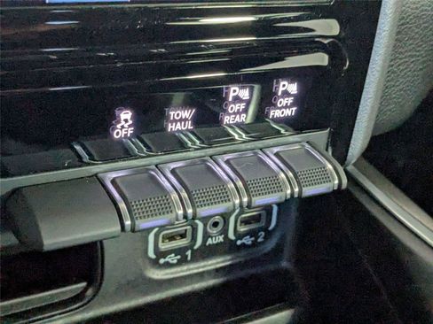 Used 2023 RAM 1500 Big Horn RWD image 24