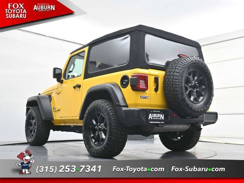 Used 2021 Jeep Wrangler Sport AWD/4WD image 16