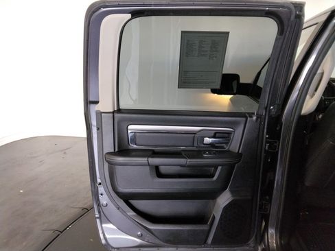 Used 2018 RAM 1500 Sport image 28