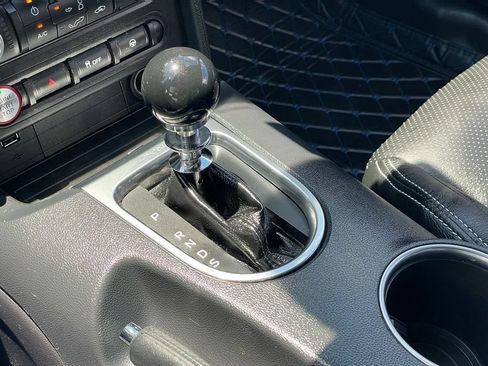 Used 2021 Ford Mustang GT RWD image 23