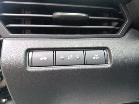 Used 2024 Nissan Altima 2.5 SV image 17