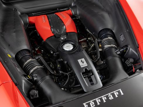 Certified 2021 Ferrari F8 Tributo RWD image 64