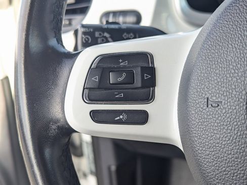 Used 2019 Volkswagen Beetle 2.0T SE image 23