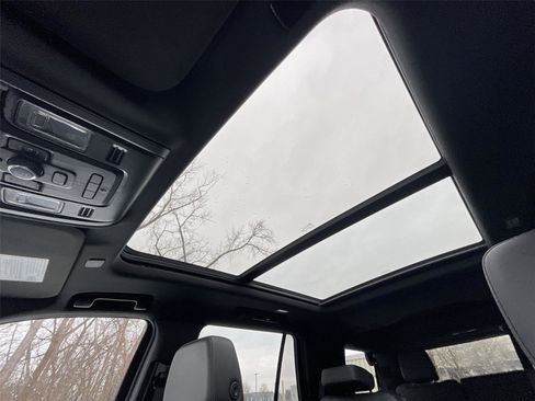 Used 2021 Chevrolet Tahoe LT w/ LT Signature Package image 20