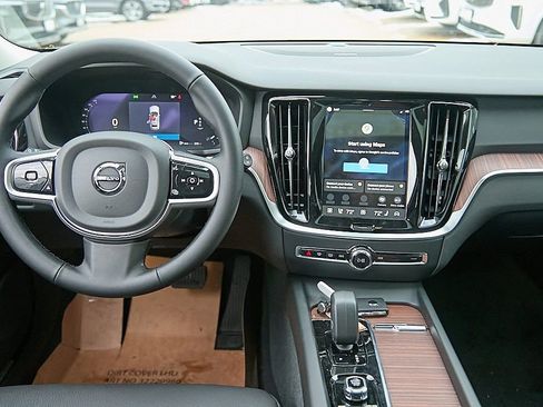 New 2026 Volvo V60 B5 Cross Country Plus w/ Climate Package image 23
