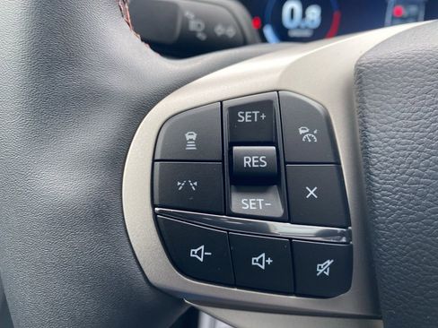 New 2026 Ford Explorer Active w/ Active Comfort Package image 32