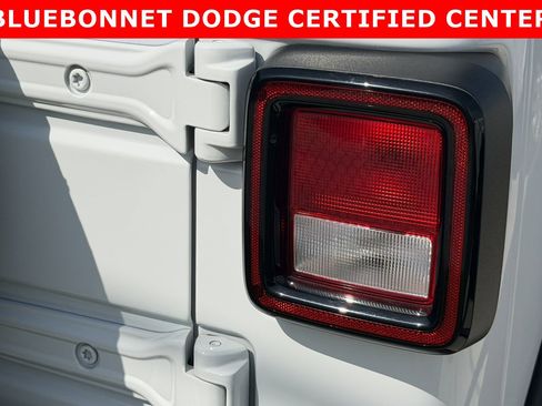Used 2023 Jeep Wrangler Sport AWD/4WD image 6
