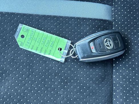 Used 2025 Toyota GR86 Premium w/ ALL Weather Mat Package (TMS) RWD image 22