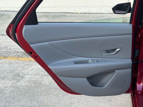 Used 2024 Hyundai Elantra SEL FWD image 40