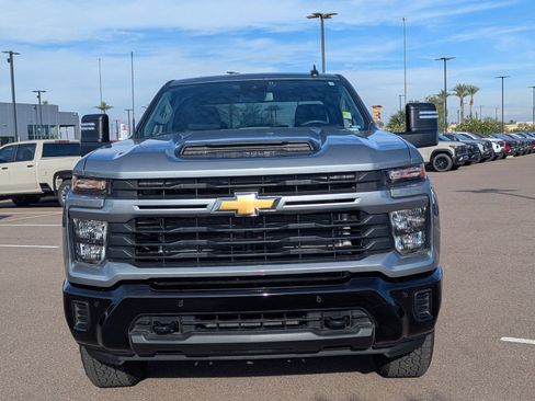 Certified 2025 Chevrolet Silverado 2500 Custom w/ Custom Value Package image 9