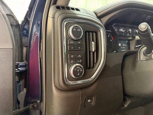 Used 2023 GMC Sierra 3500 SLT w/ SLT Premium Package AWD/4WD image 5