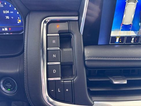 Used 2024 Chevrolet Suburban LT w/ LT Signature Package AWD/4WD image 26