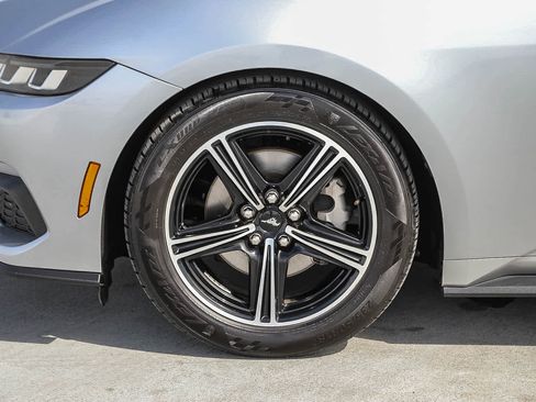 Used 2024 Ford Mustang Premium image 10