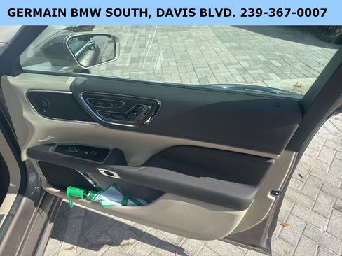 Used 2020 Lincoln Continental Reserve image 24