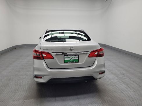 Used 2019 Nissan Sentra S image 6