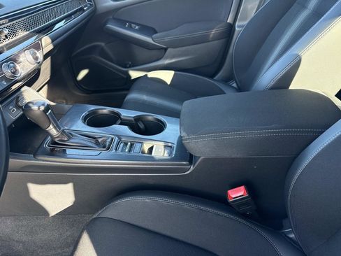 Used 2023 Honda Civic Sport image 14