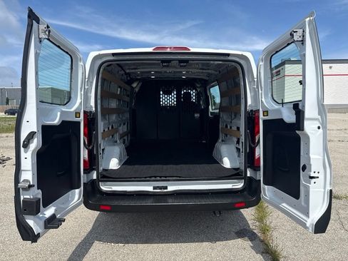 Used 2025 Ford Transit 250 Low Roof w/ Exterior Upgrade Package RWD image 9