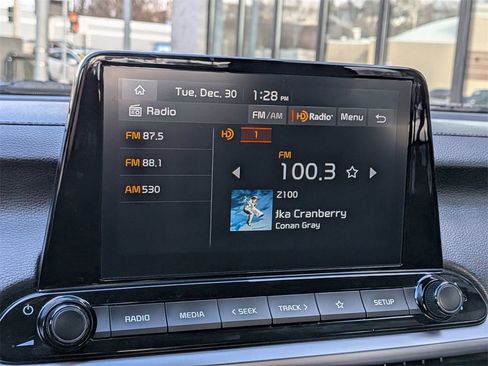 Certified 2022 Kia Forte LXS image 17