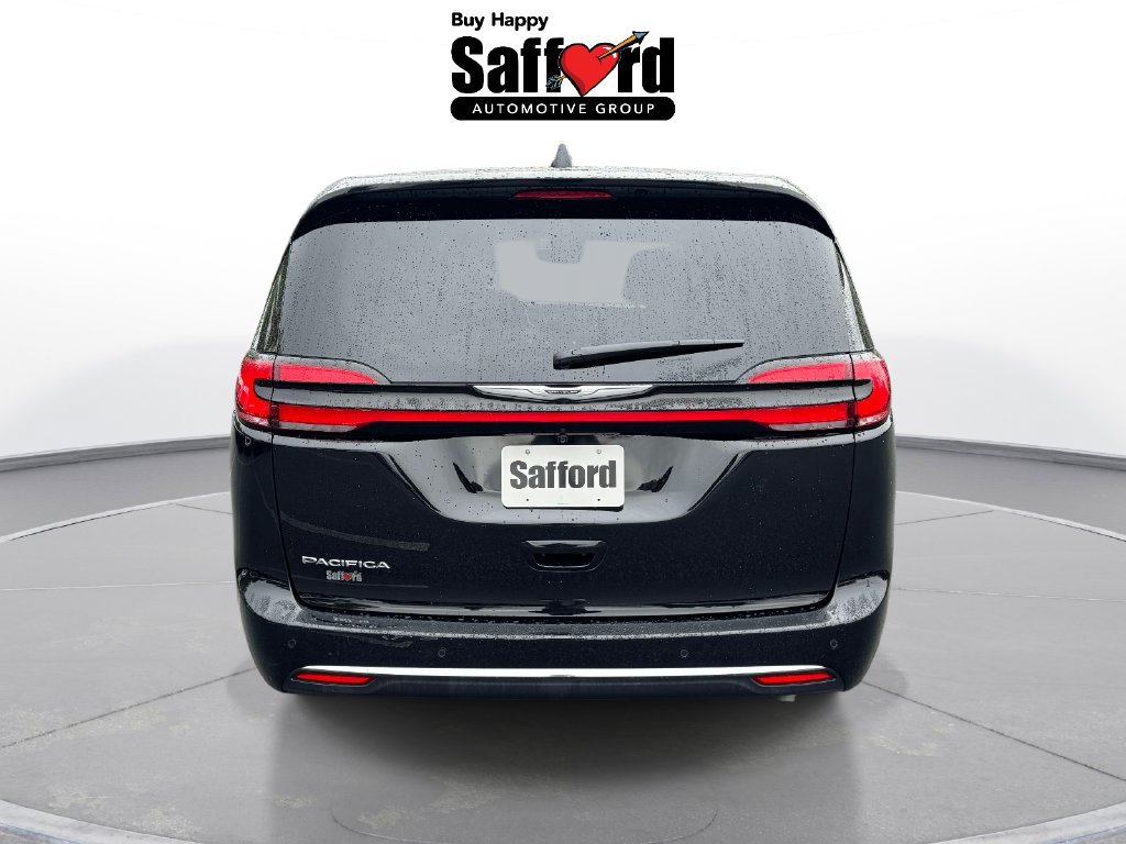 Used 2026 Chrysler Pacifica Select FWD image 6