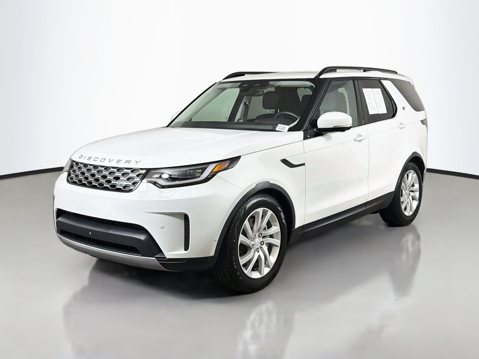 Used 2023 Land Rover Discovery S AWD/4WD image 1