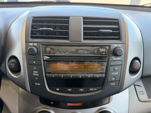 Used 2007 Toyota RAV4 2WD image 14
