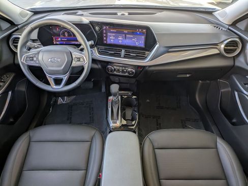 Used 2024 Chevrolet Trax ACTIV FWD image 23