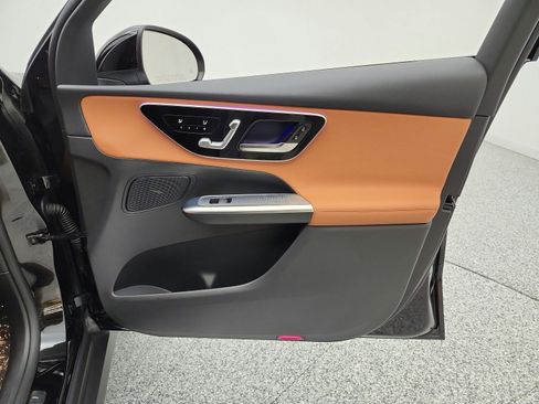 Certified 2026 Mercedes-Benz GLC 300 image 19